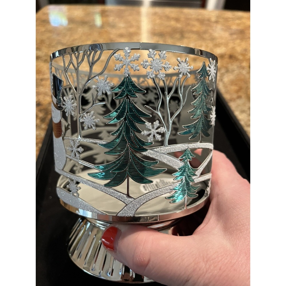 2023 Bath And Body Works 3 Wick Pillar Candle Holder Happy Snowmen Brand New - Picture 3 of 6